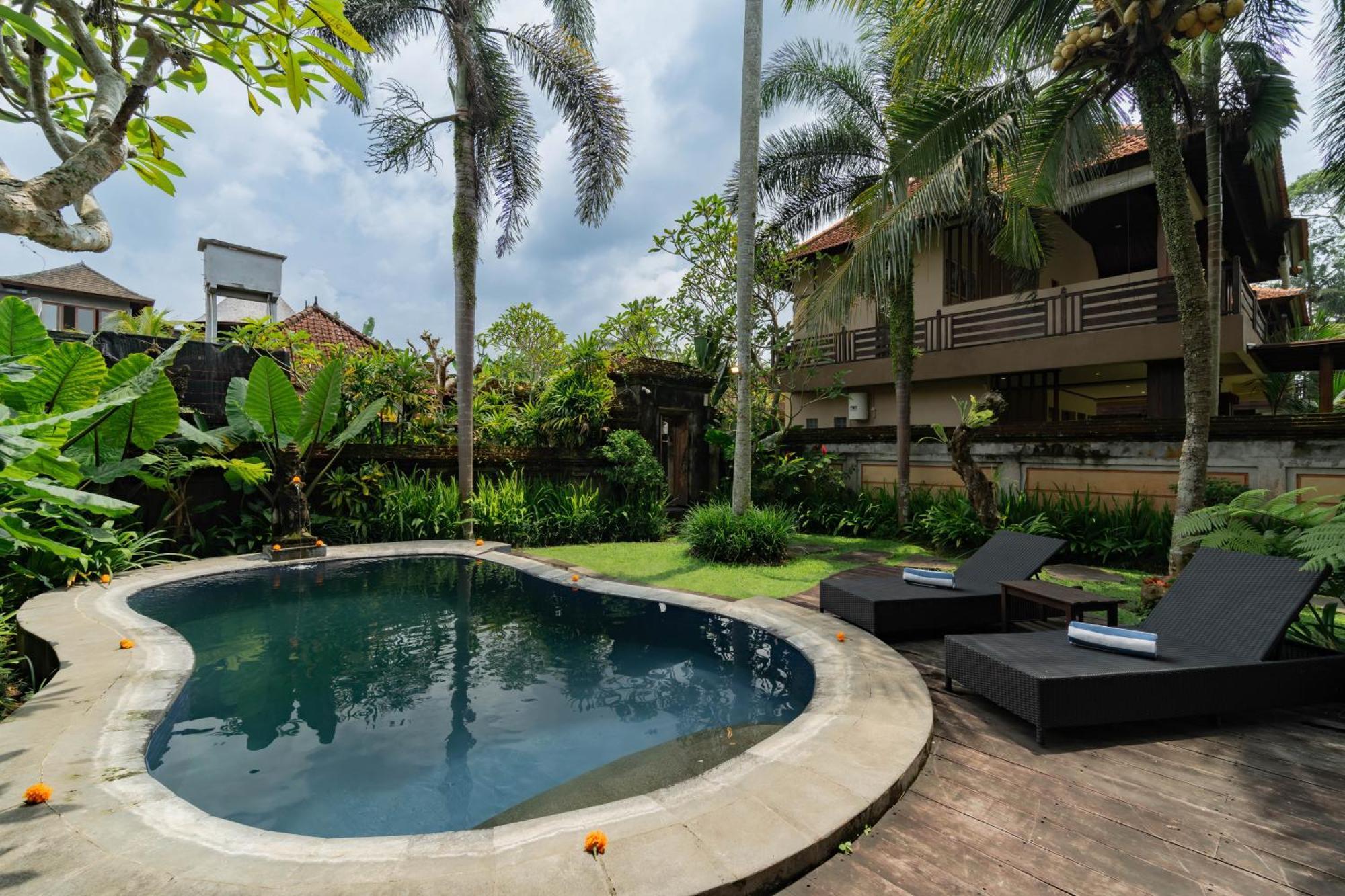 Three-Bedroom Villa Private Pool